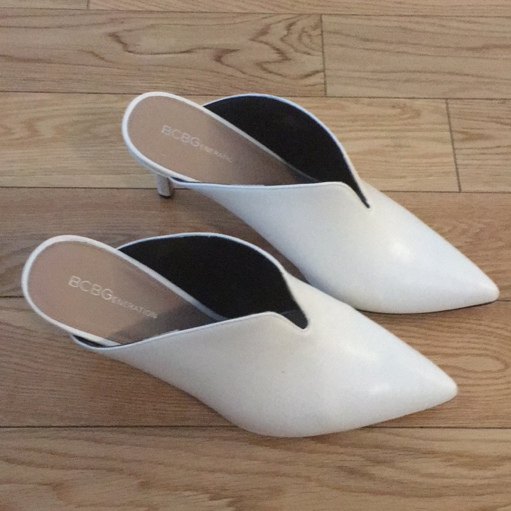 Bcbg white mules
